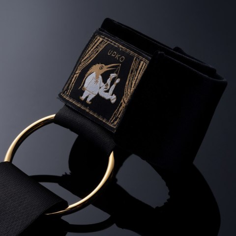 Poręczna uprząż z kajdankami na dłonie i nogi – Upko Bondage Sling with Cuffs Poręczna uprząż z kajdankami na dłonie i nogi – Upko Bondage Sling with Cuffs