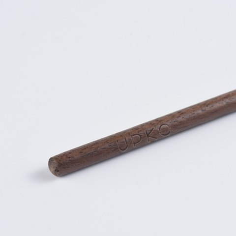 Drewniana rózga BDSM ze skórzanym uchwytem – UPKO Leather Spanking Stick Drewniana rózga BDSM ze skórzanym uchwytem – UPKO Leather Spanking Stick