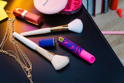 ROMP Lipstick – kompaktowy stymulator łechtaczki z technologią Pleasure Air™ ROMP Lipstick – kompaktowy stymulator łechtaczki z technologią Pleasure Air™