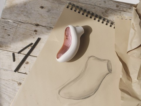 Stymulator łechtaczki sterowany aplikacją Sona 3 Cream LELO